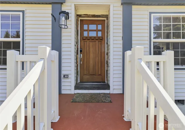 Photo 3 of Manufactured home for sale at 101 Red Row Rd, Kelso, WA 98626 | MLS# NWM2544170 | Listing updated on 2026-09-22