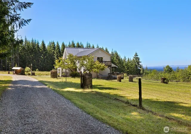 Photo 2 of Sale Pending at 23801 Ne Alvas Rd, Battle Ground, WA 98604 | MLS# NWM2544248 | Listing updated on 2026-09-25