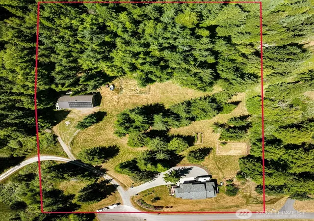 Photo 2 of Single family home for sale at 343 Olympic Bay Ln, Oak Harbor, WA 98277 | MLS# NWM2544255 | Listing updated on 2026-09-30