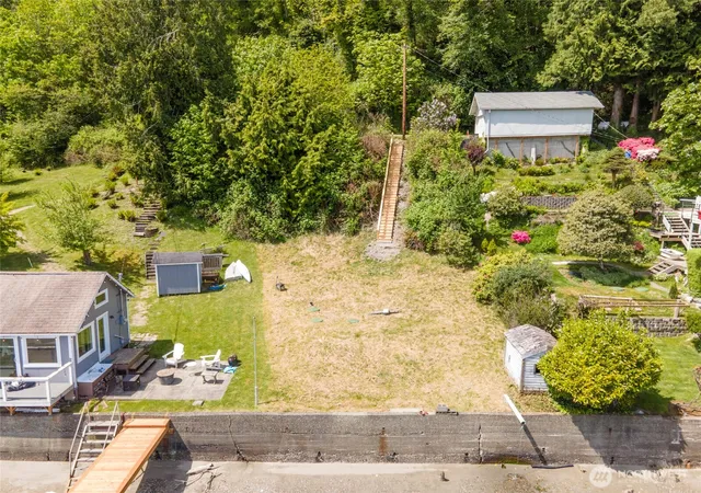 Photo 3 of Land for sale at 1230 Maplewood Beach Dr Nw, Gig Harbor, WA 98332 | MLS# NWM2544262 | Listing updated on 2026-09-22