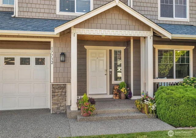 Photo 2 of Sale Pending at 17732 82nd Drive Ne, Arlington, WA 98223 | MLS# NWM2544314 | Listing updated on 2026-09-24