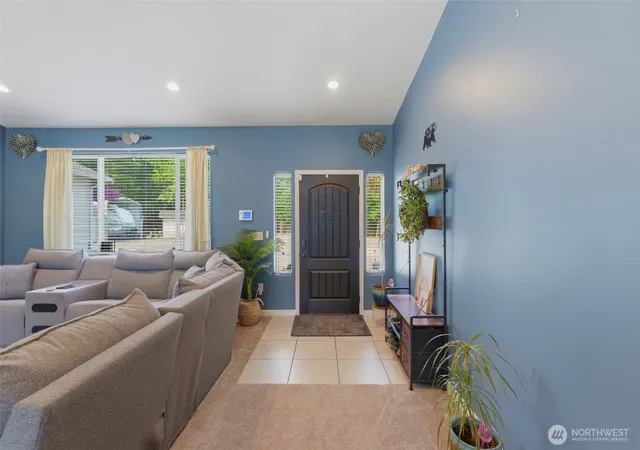 Photo 4 of Single family home for sale at 300 E Mclane Cvs Dr, Grapeview, WA 98546 | MLS# NWM2544330 | Listing updated on 2026-09-24