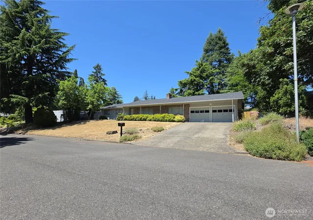 Photo 1 of Single family home for sale at 10016 Se 11th Street, Vancouver, WA 98664 | MLS# NWM2544363 | Listing updated on 2026-10-01