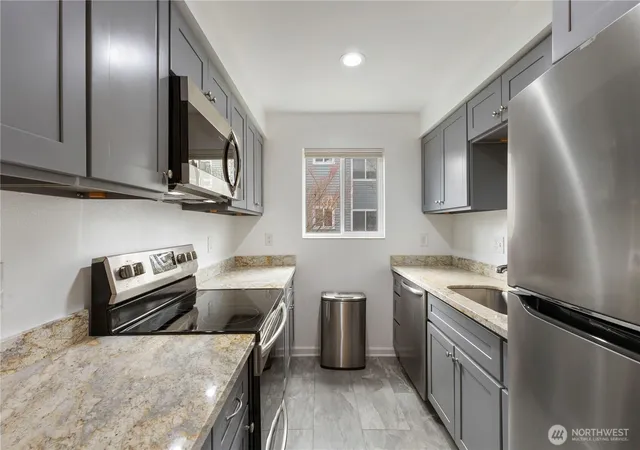 Photo 3 of Sale Pending at 21925 7th Avenue S #101, Des Moines, WA 98198 | MLS# NWM2544377 | Listing updated on 2026-09-28