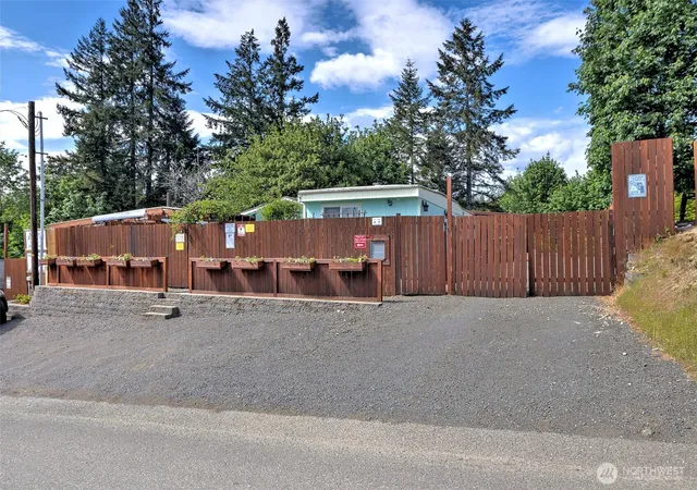 Photo 1 of Manufactured home for sale at 302 E Oak St, Shelton, WA 98584 | MLS# NWM2544389 | Listing updated on 2026-10-02