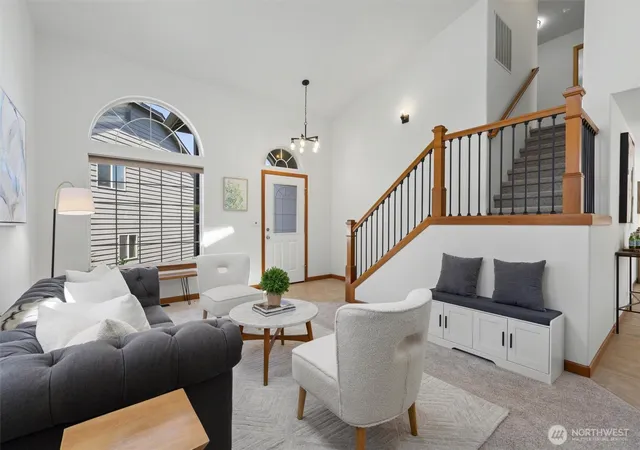 Photo 4 of Single family home for sale at 4714 118th Place SE, Everett, WA 98208 | MLS# NWM2544397 | Listing updated on 2026-10-01
