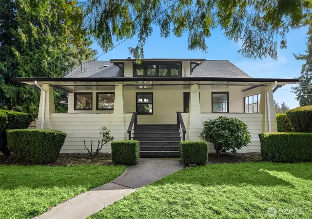 Photo 1 of Single family home for sale at 11726 10th Avenue S, Seattle, WA 98168 | MLS# NWM2544402 | Listing updated on 2026-09-20