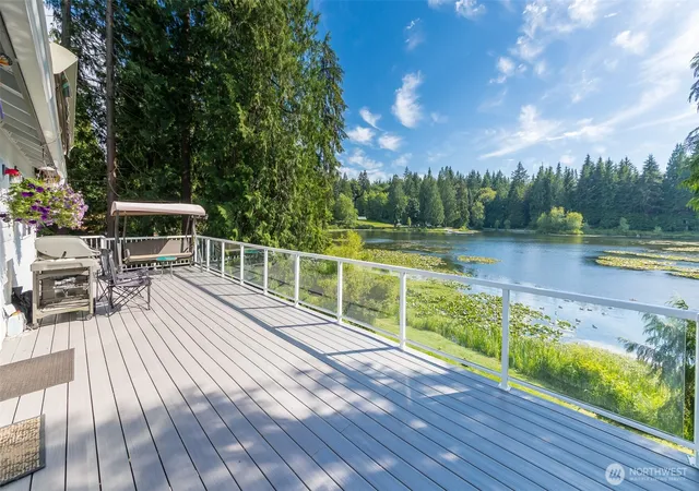 Photo 1 of Single family home for sale at 1010 W Stanley St, Granite Falls, WA 98252 | MLS# NWM2544444 | Listing updated on 2026-10-02