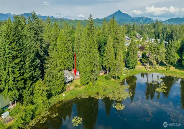 Photo 3 of Single family home for sale at 1010 W Stanley St, Granite Falls, WA 98252 | MLS# NWM2544444 | Listing updated on 2026-10-02