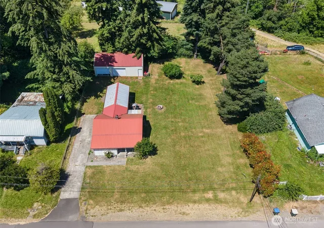Photo 3 of Sale Pending at 511 West 7th St, Centralia, WA 98531 | MLS# NWM2544513 | Listing updated on 2026-09-30