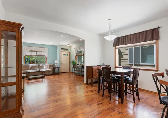 Photo 4 of Townhouse for sale at 509 E Division St #A, Arlington, WA 98223 | MLS# NWM2544555 | Listing updated on 2026-09-22