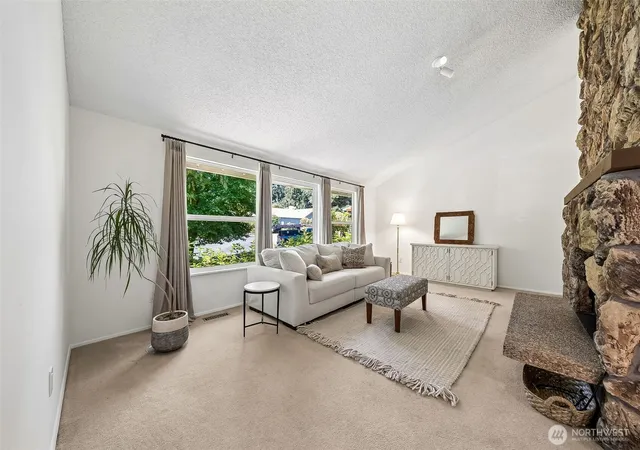 Photo 4 of Single family home for sale at 6221 81st Street E, Puyallup, WA 98371 | MLS# NWM2544570 | Listing updated on 2026-09-22