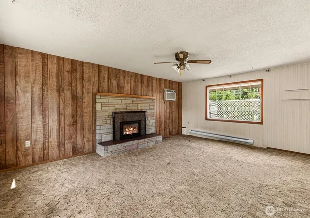 Photo 3 of Single family home for sale at 826 Pine St, Leavenworth, WA 98826 | MLS# NWM2544589 | Listing updated on 2026-09-28
