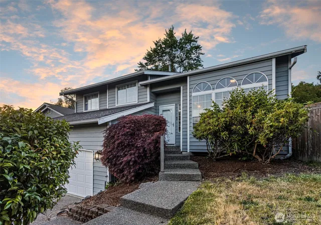 Photo 1 of Single family home for sale at 4259 Sw 338th Street, Federal Way, WA 98023 | MLS# NWM2544648 | Listing updated on 2026-09-22