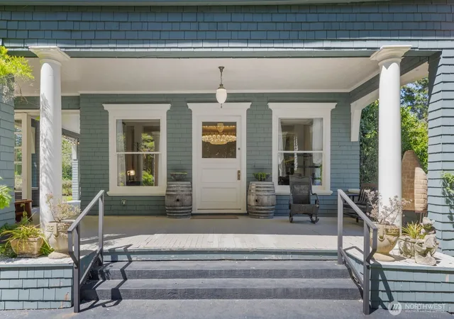 Photo 2 of Single family home for sale at 2415 Willows Rd, Seaview, WA 98644 | MLS# NWM2544653 | Listing updated on 2026-09-22