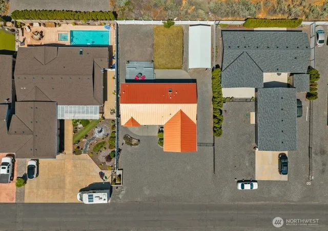 Photo 3 of Single family home for sale at 225 Atterberry Dr Sw, Mattawa, WA 99349 | MLS# NWM2544659 | Listing updated on 2026-10-02