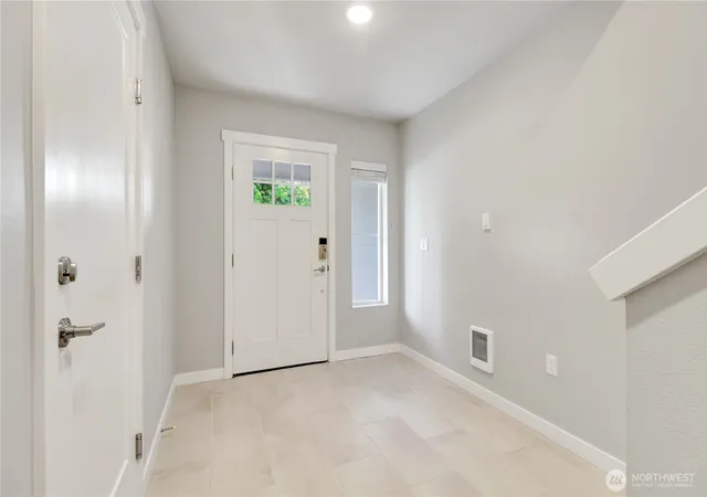 Photo 4 of Townhouse for sale at 2014 101st Avenue SE #5, Lake Stevens, WA 98258 | MLS# NWM2544671 | Listing updated on 2026-09-23