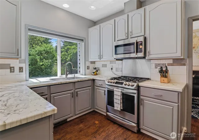 Photo 4 of Single family home for sale at 19627 119th Lane SE, Yelm, WA 98597 | MLS# NWM2544685 | Listing updated on 2026-09-29