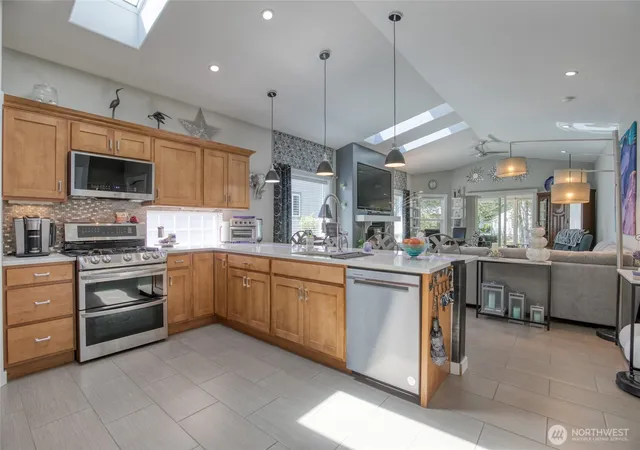 Photo 3 of Single family home for sale at 760 Plover Ct SE, Ocean Shores, WA 98569 | MLS# NWM2544745 | Listing updated on 2026-09-22