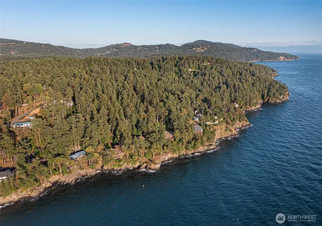 Photo 4 of House for sale at 449 Madrona Dr, Friday Harbor, WA 98250 | MLS# NWM2544762 | Listing updated on 2026-09-22