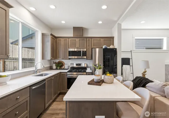 Photo 3 of Single family home for sale at 1128 N Auburn Pl, Ridgefield, WA 98642 | MLS# NWM2544763 | Listing updated on 2026-09-28