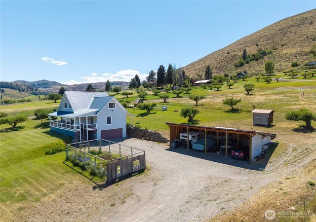 Photo 2 of Single family home for sale at 195 Twin Lakes Rd, Winthrop, WA 98862 | MLS# NWM2544765 | Listing updated on 2026-09-21