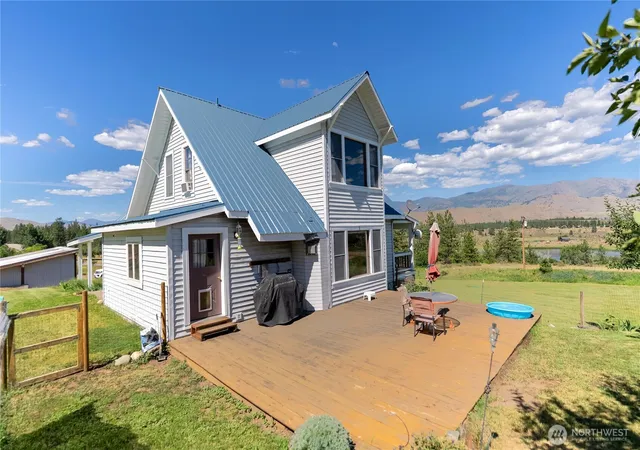 Photo 4 of Single family home for sale at 195 Twin Lakes Rd, Winthrop, WA 98862 | MLS# NWM2544765 | Listing updated on 2026-09-21