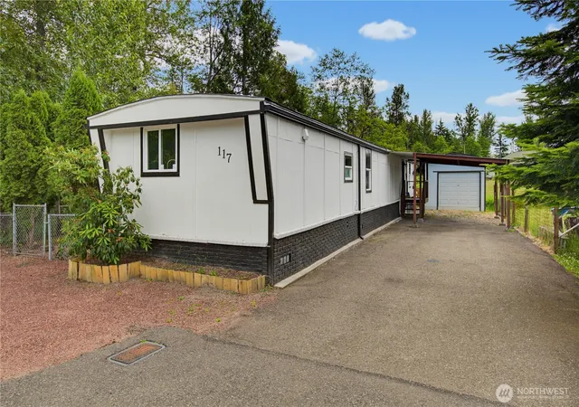 Photo 1 of Manufactured home for sale at 31108 3rd Avenue #117, Black Diamond, WA 98010 | MLS# NWM2544769 | Listing updated on 2026-09-28