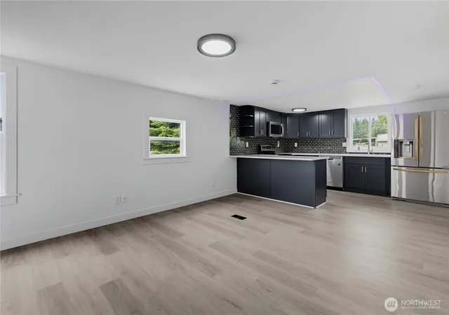 Photo 3 of Manufactured home for sale at 31108 3rd Avenue #117, Black Diamond, WA 98010 | MLS# NWM2544769 | Listing updated on 2026-09-28