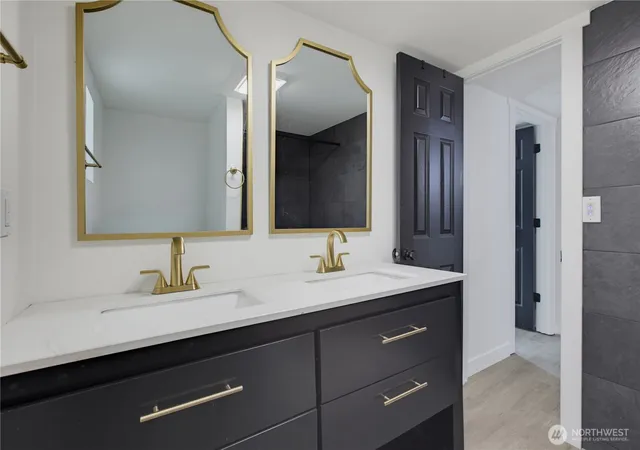 Photo 4 of Manufactured home for sale at 31108 3rd Avenue #117, Black Diamond, WA 98010 | MLS# NWM2544769 | Listing updated on 2026-09-28