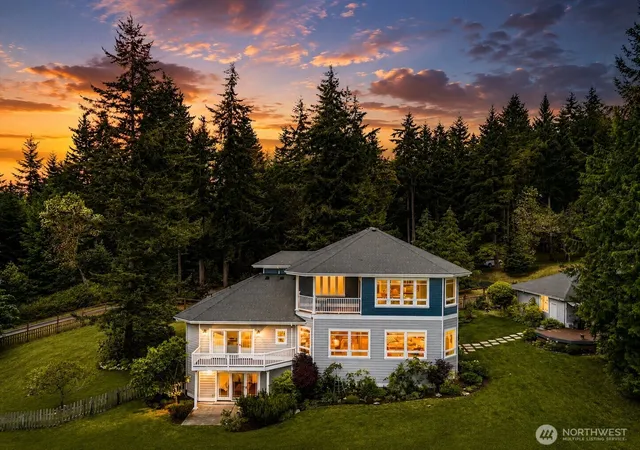 Photo 1 of Single family home for sale at 5427 Bayview Rd, Langley, WA 98260 | MLS# NWM2544775 | Listing updated on 2026-10-01