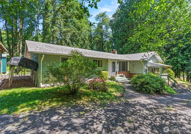 Photo 1 of Sale Pending at 3739 Columbia Hts Rd, Longview, WA 98632 | MLS# NWM2544780 | Listing updated on 2026-09-25