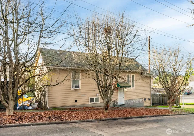 Multi family home for sale at 3823 Delridge Way SW, Seattle, WA 98106 | MLS# NWM2544828