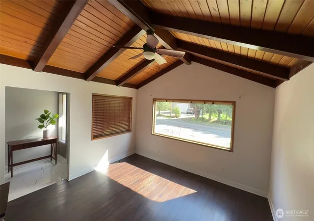Photo 3 of Single family home for sale at 8808 Monte Cristo Dr, Everett, WA 98208 | MLS# NWM2544857 | Listing updated on 2026-10-01