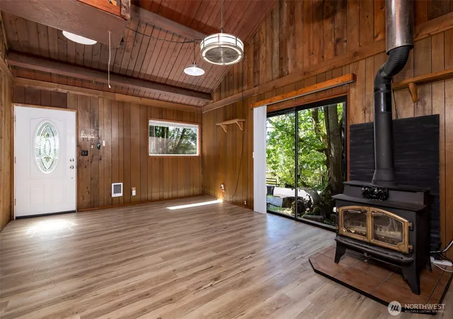 Photo 2 of Single family home for sale at 2461 W Deegan Rd, Shelton, WA 98584 | MLS# NWM2544885 | Listing updated on 2026-09-30