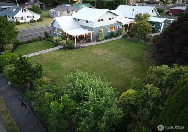 Photo 3 of Single family home for sale at 298 4th Street, Morton, WA 98356 | MLS# NWM2544892 | Listing updated on 2026-10-01