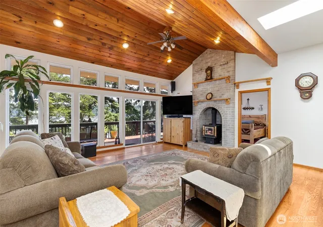Photo 4 of Single family home for sale at 9942 Misery Point Rd NW, Seabeck, WA 98380 | MLS# NWM2544905 | Listing updated on 2026-09-22