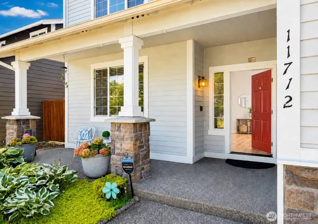 Photo 4 of Single family home for sale at 11712 59th Avenue SE, Snohomish, WA 98296 | MLS# NWM2544917 | Listing updated on 2026-09-25