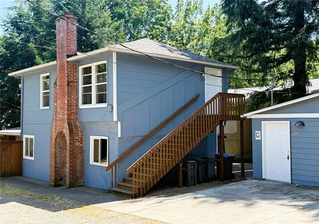 Photo 1 of Multi family home for sale at 133 N Marion St, Bremerton, WA 98312 | MLS# NWM2544918 | Listing updated on 2026-09-22