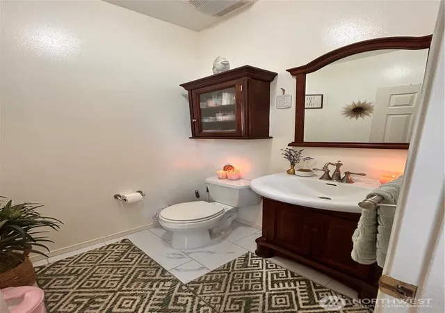 Photo 3 of Single family home for sale at 1948 Amelia St, Walla Walla, WA 99362 | MLS# NWM2544929 | Listing updated on 2026-09-22