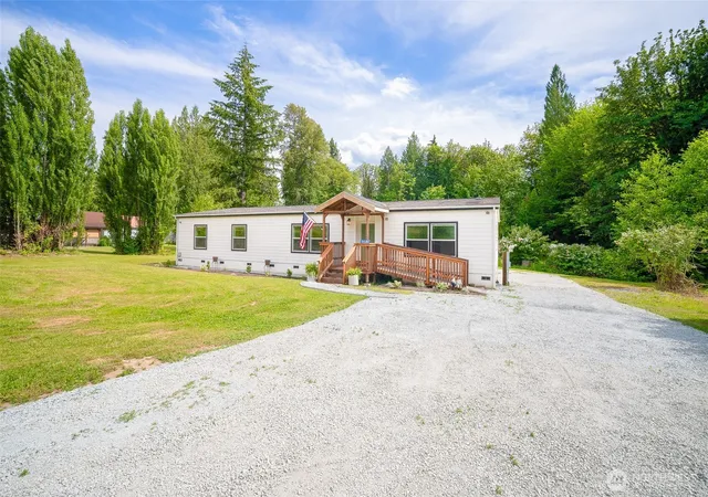 Manufactured home for sale at 44184 Grassmere Rd, Concrete, WA 98237 | MLS# NWM2544941