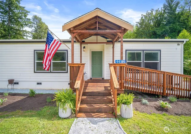Photo 2 of Manufactured home for sale at 44184 Grassmere Rd, Concrete, WA 98237 | MLS# NWM2544941 | Listing updated on 2026-09-22