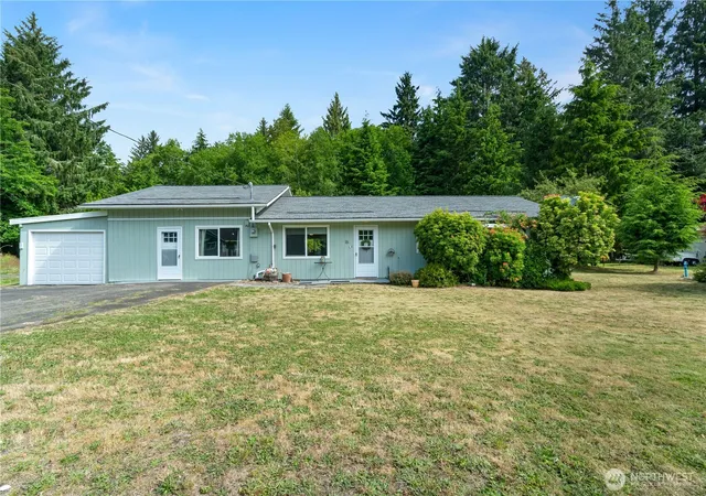 Photo 2 of Sale Pending at 16 Harrison St, South Bend, WA 98586 | MLS# NWM2544944 | Listing updated on 2026-09-28