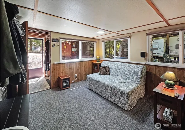 Photo 4 of Manufactured home for sale at 92 1 Goldrush Rd, Deming, WA 98244 | MLS# NWM2544977 | Listing updated on 2026-09-22