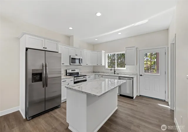 Photo 4 of Townhouse for sale at 945 NW Heller St #A1, Oak Harbor, WA 98277 | MLS# NWM2544978 | Listing updated on 2026-09-24