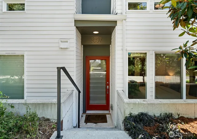 Photo 3 of Townhouse for sale at 3007 Nw 56th Street, Seattle, WA 98107 | MLS# NWM2544992 | Listing updated on 2026-09-30