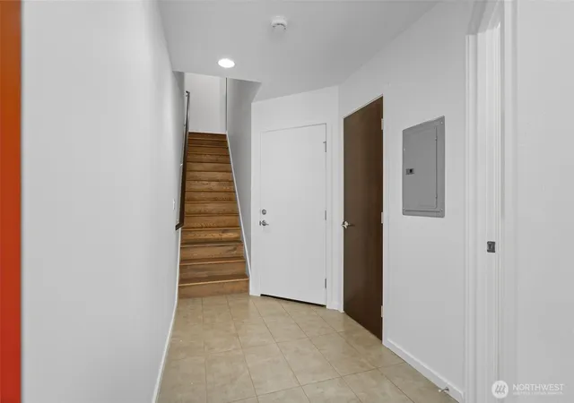 Photo 3 of Townhouse for sale at 3007 NW 56th Street, Seattle, WA 98107 | MLS# NWM2544992 | Listing updated on 2026-09-30