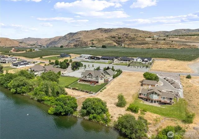 Photo 3 of Land for sale at 27 N Shore Dr, Orondo, WA 98843 | MLS# NWM2545023 | Listing updated on 2026-09-22