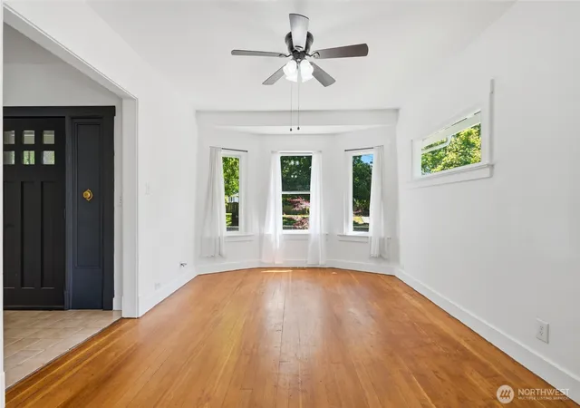 Photo 4 of Single family home for sale at 2312 Baker Ave, Everett, WA 98201 | MLS# NWM2545038 | Listing updated on 2026-09-22