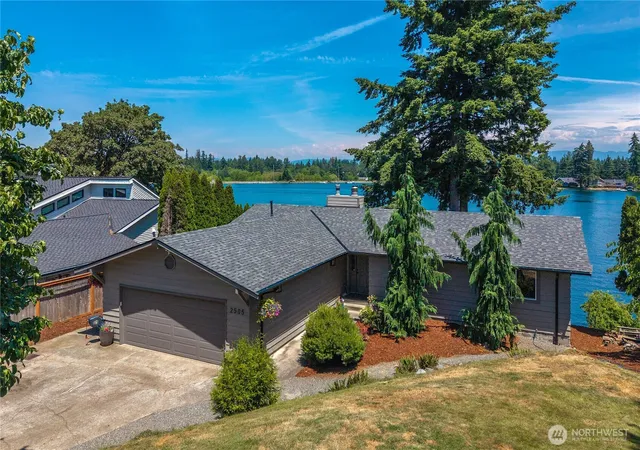 Photo 3 of Single family home for sale at 2505 211th Avenue E, Lake Tapps, WA 98391 | MLS# NWM2545050 | Listing updated on 2026-09-22